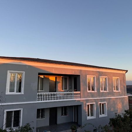 Guest House T&N Kutaisi Luaran gambar