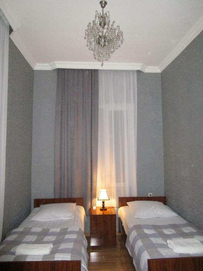Guest House T&N Kutaisi Luaran gambar